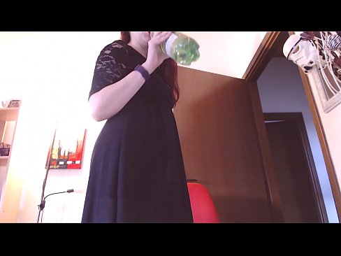 ❤️ Une esclave soumise qui aime les culottes sales et pulpeuses est forcée de se masturber après avoir regardé cette vidéo ! ☑ Vidéo de baise at us ❌❤