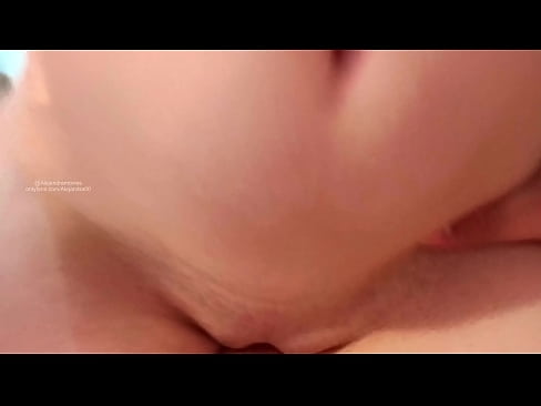 ❤️ Je dormais dans la chambre de ma sœur et je me suis réveillé comme ça. ☑ Vidéo de baise at us ❌❤